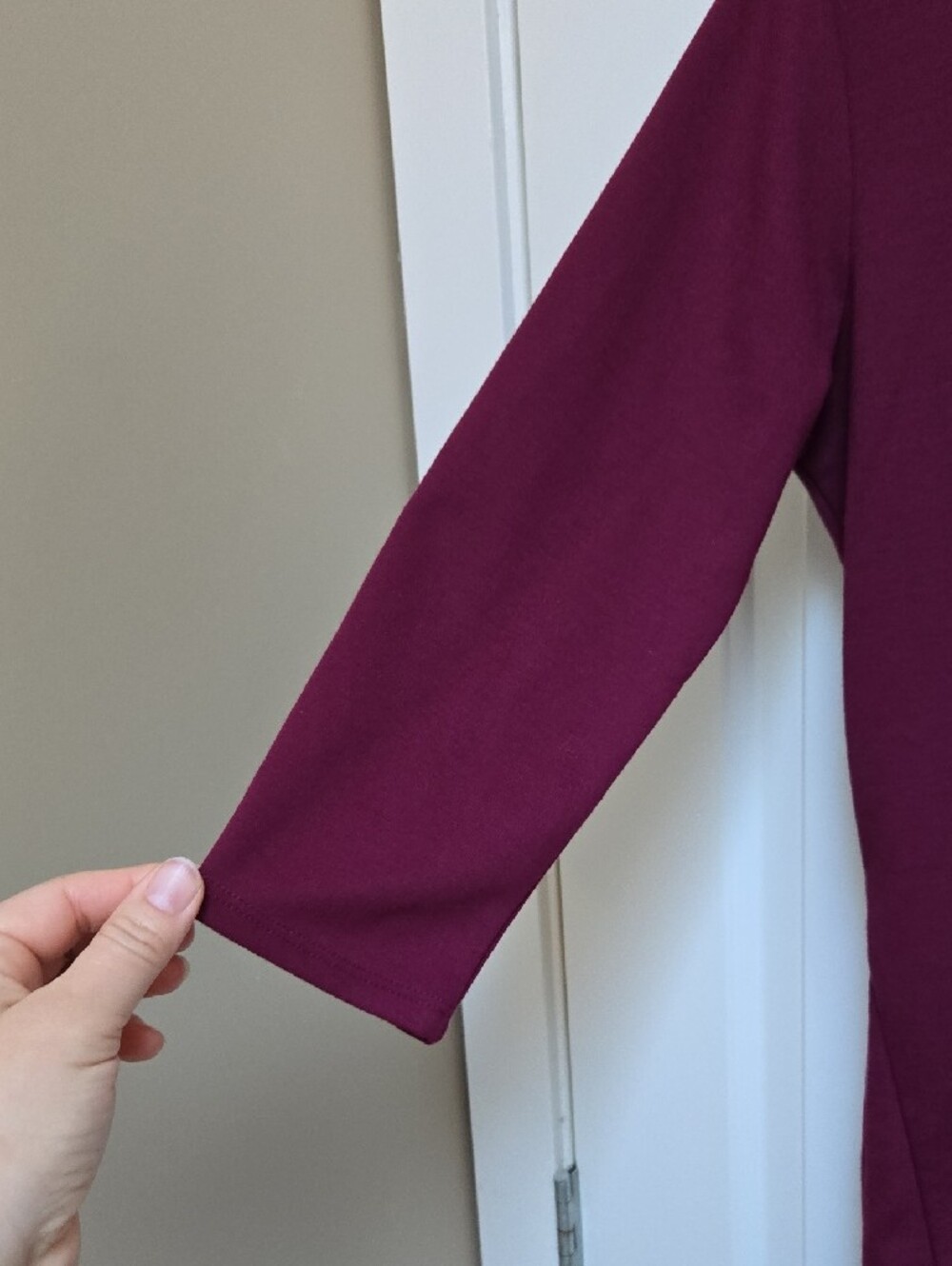 le chateau Burgundy Cowl Neck Tunic with Button Detail Medium 3/4 Sleeve - Picture 3 of 6